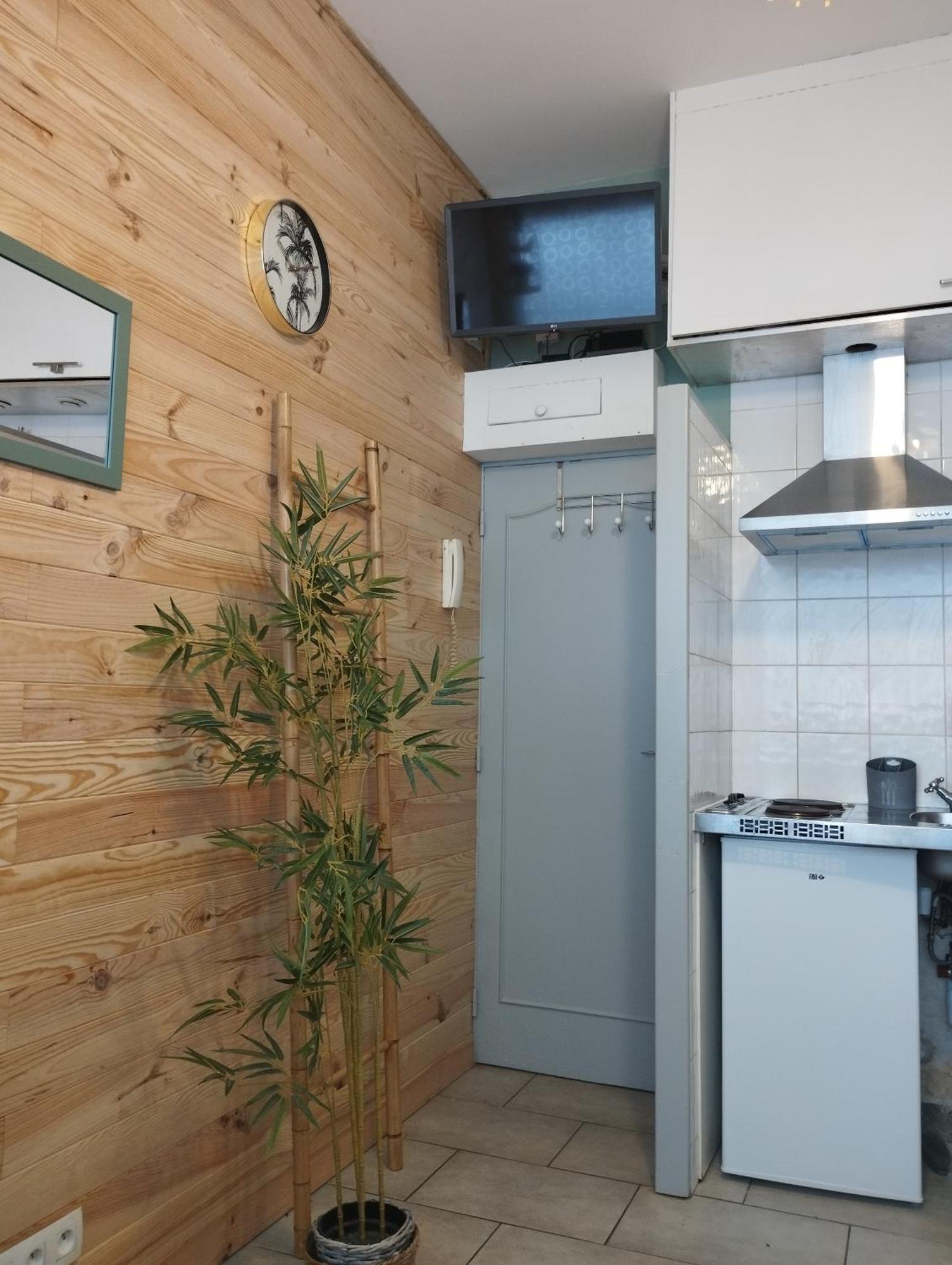 Chambrette Boulevard Des Pyrenees Hypercentre 10M Carre Wc Sur Le Palier, Porte40 포 외부 사진